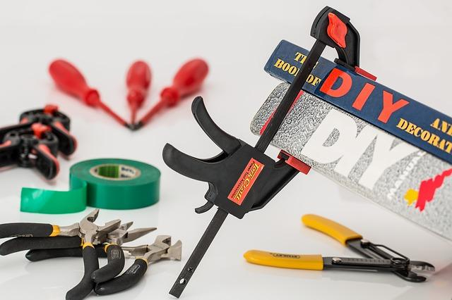 Be Your Own Handy (Wo)Man with a DIY Tool Kit