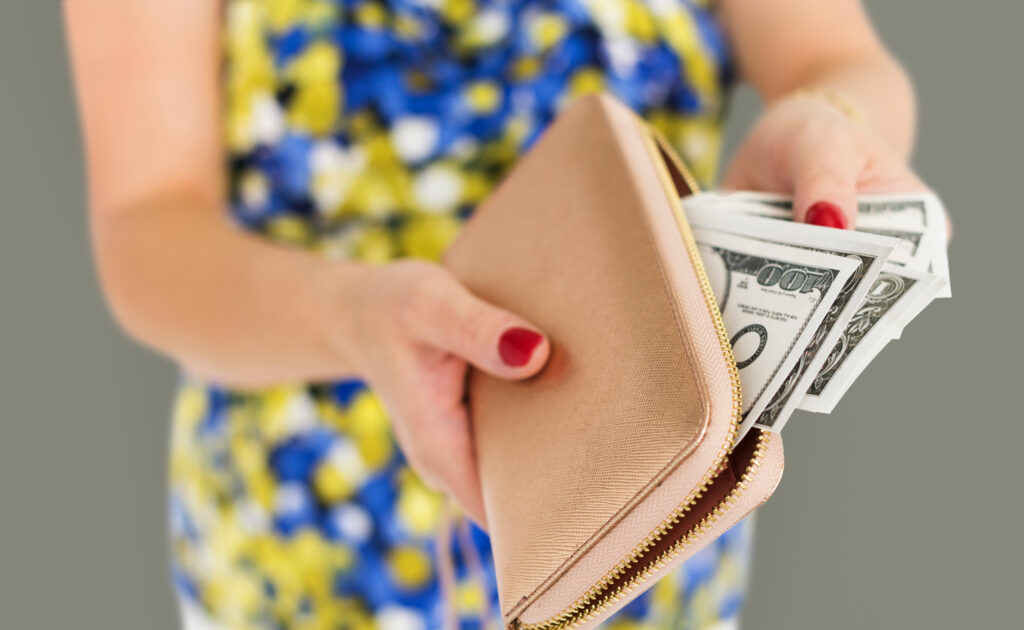 The Psychology of Spending: 13 Ways Your Brain Tricks You into Overspending