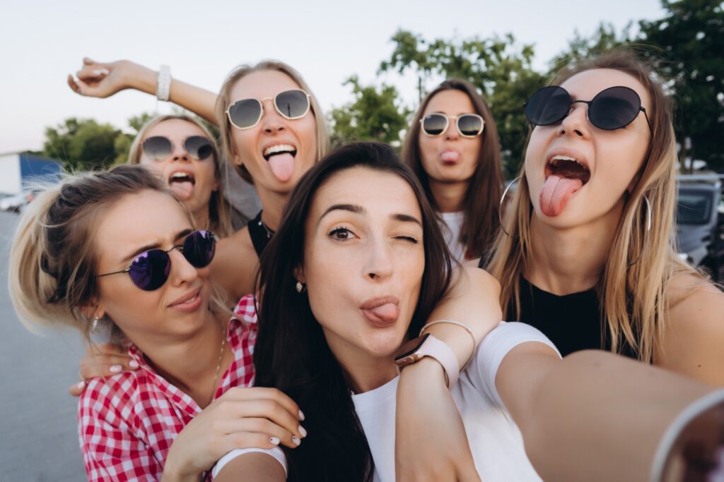 14 Annoying Habits That Your Friends Are Afraid To Call You Out On