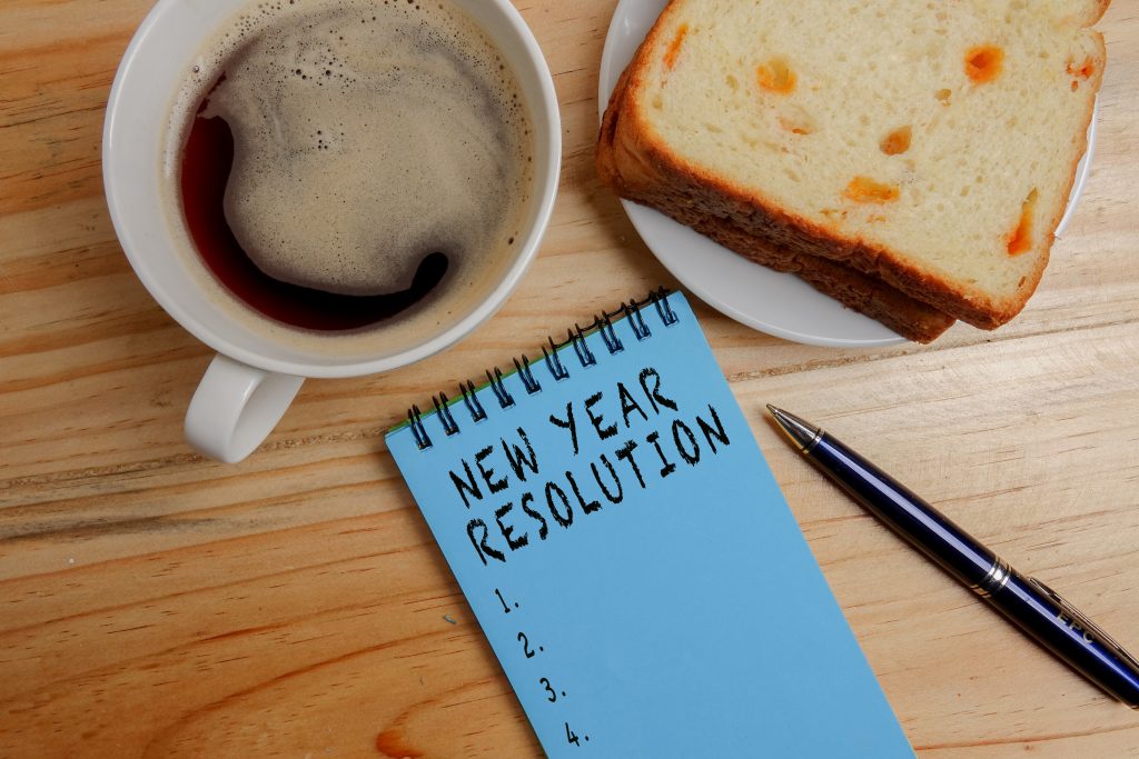 Here Are 7 Great Financial New Year’s Resolutions You Should Try