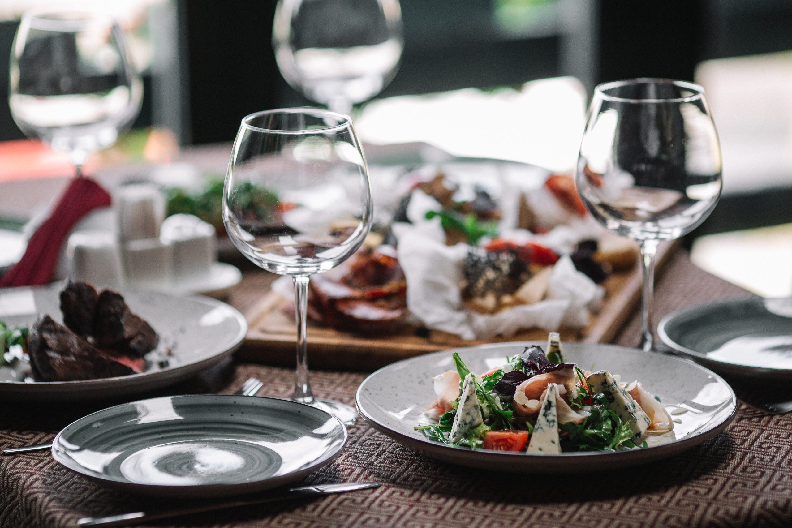 Table served for dinner